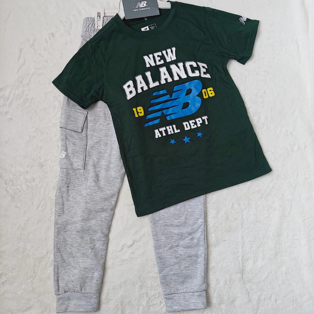 New Balance Boys 2 Piece Outfit Set Green Graphic Tee Gray Cargo Joggers Size 12